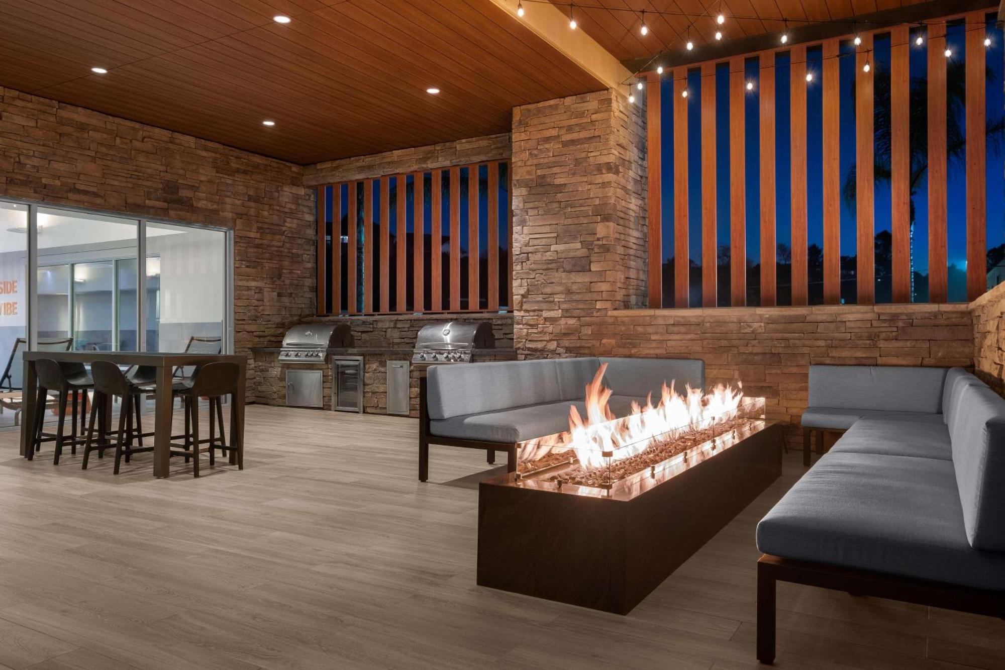 Home2 Suites By Hilton Eureka Exterior foto